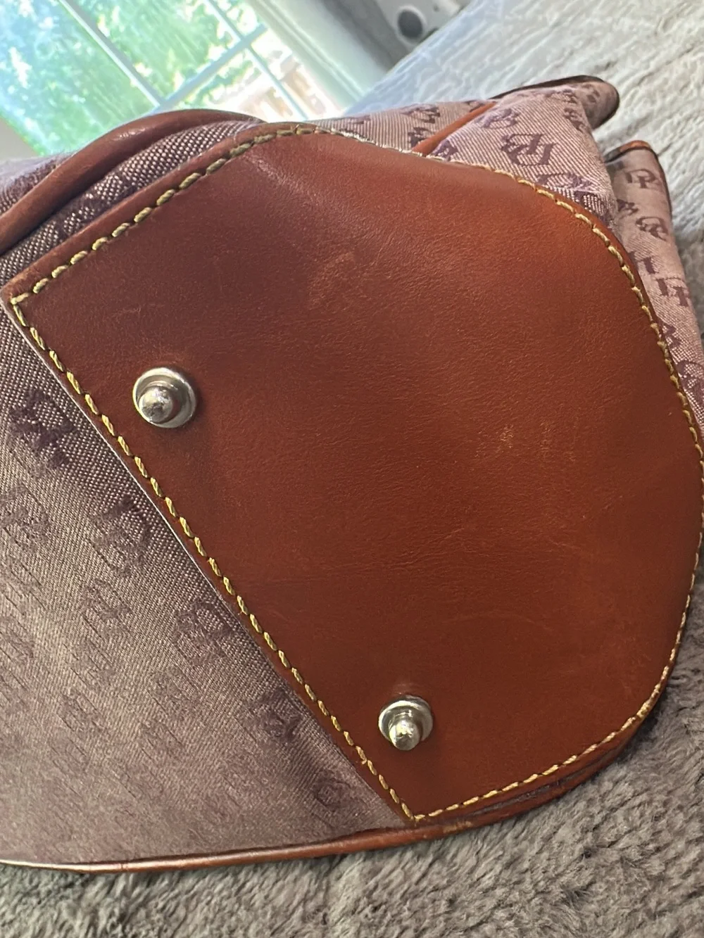 Dooney & Bourke Monogram Canvas & Leather Satchel NEEDS CLEANING INSIDE (bags21)